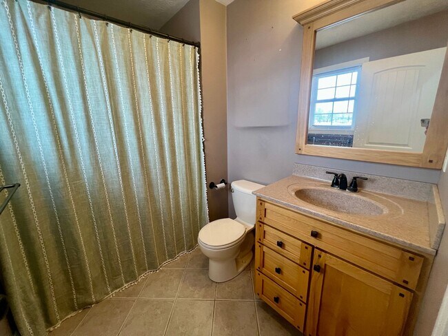 Building Photo - Gorgeous brick home with room to roam!