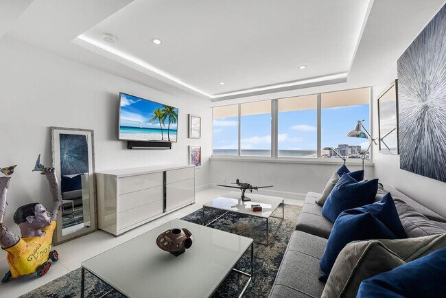 Building Photo - 545 S Fort Lauderdale Beach Blvd