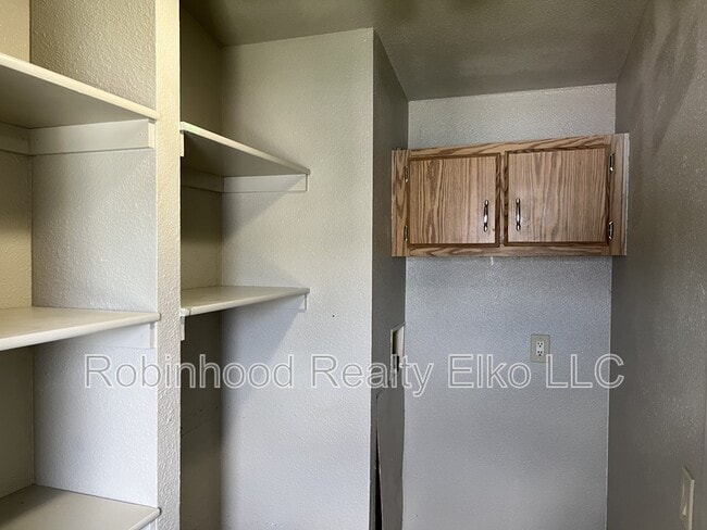 Building Photo - 1288 Stitzel Rd