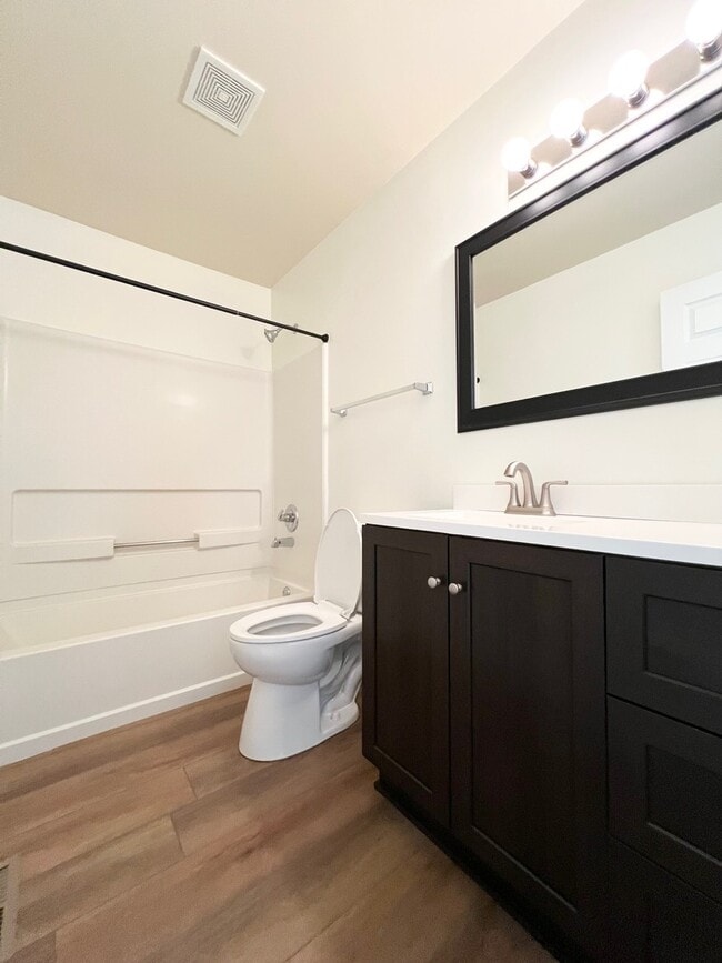 Building Photo - 601 Blackstone Ct