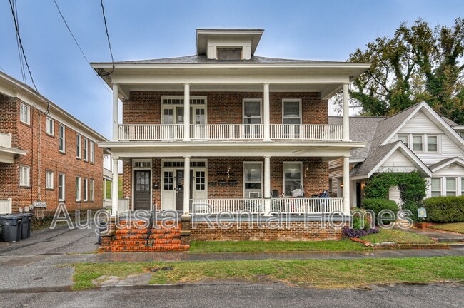 Primary Photo - 107 4th St