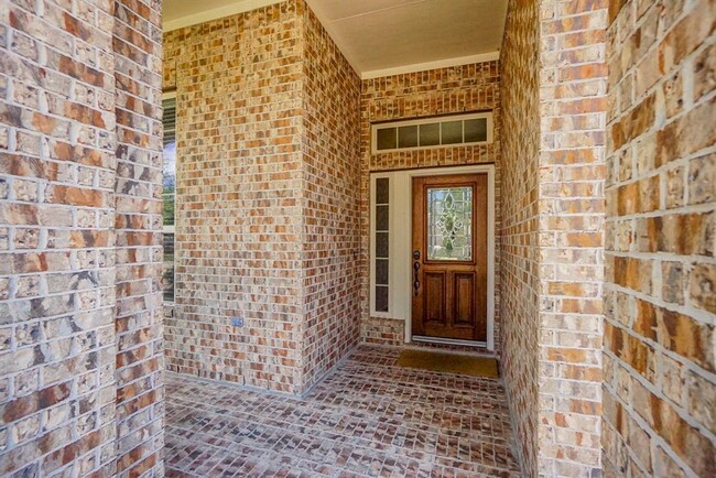 Building Photo - 6203 Brookmall Dr