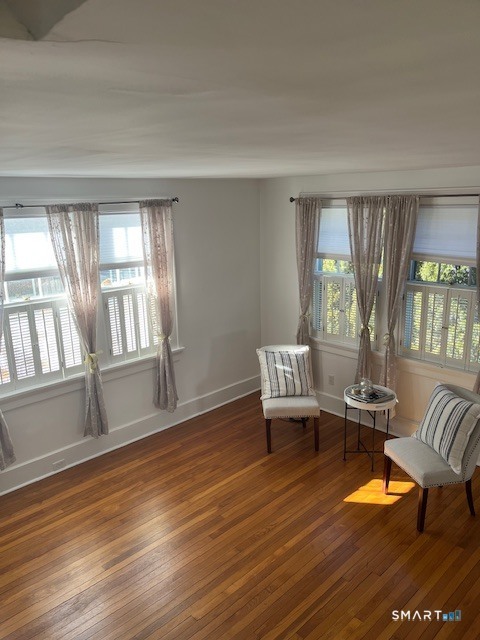 Building Photo - 1426 Stratfield Rd