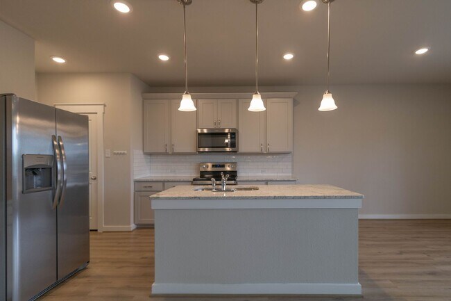 Building Photo - 417 Fieldwood Dr