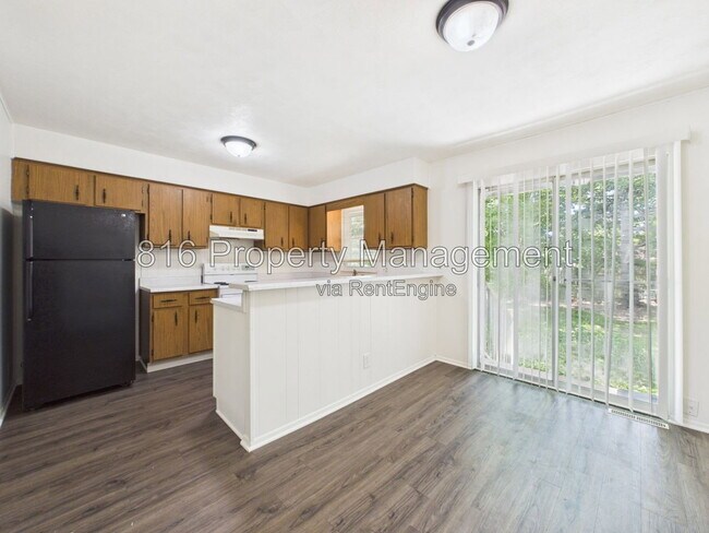 Building Photo - 2835 Tepee Ave
