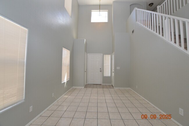 Building Photo - 9078 Mountain Lakes Ave