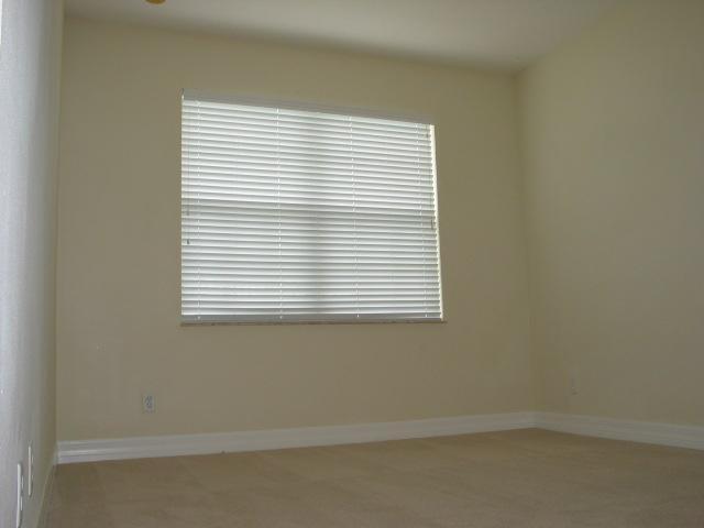 Building Photo - 539 Hedgewood Dr