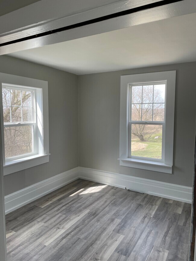 Bedroom 3 - W292S4024 Hillside Rd