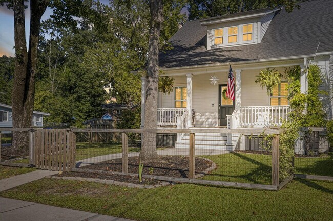 Building Photo - 1175 Leesville St