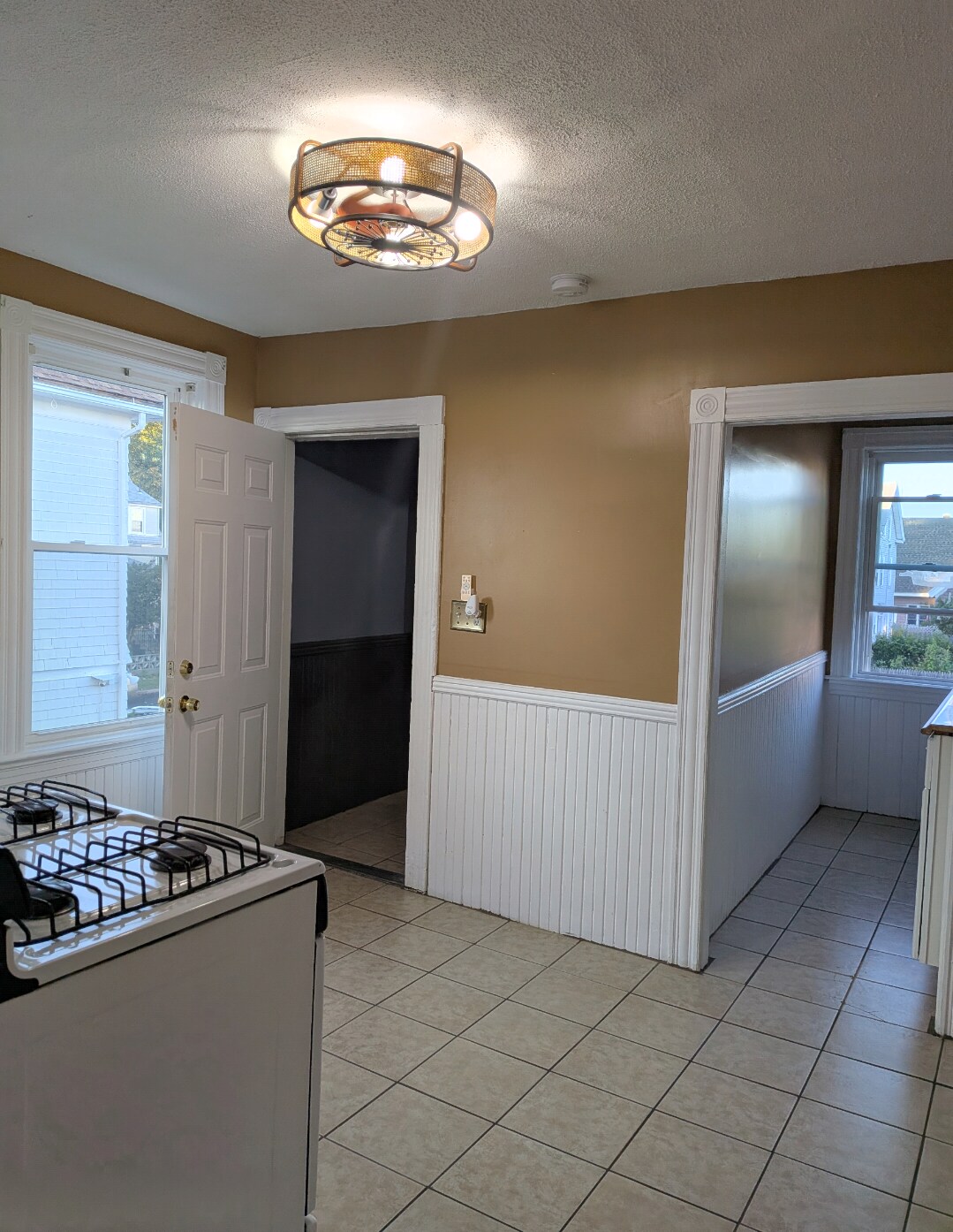 Building Photo - 313 Branch Ave