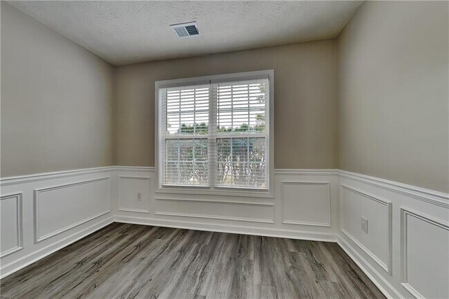 Building Photo - 3520 Lynley Mill Dr