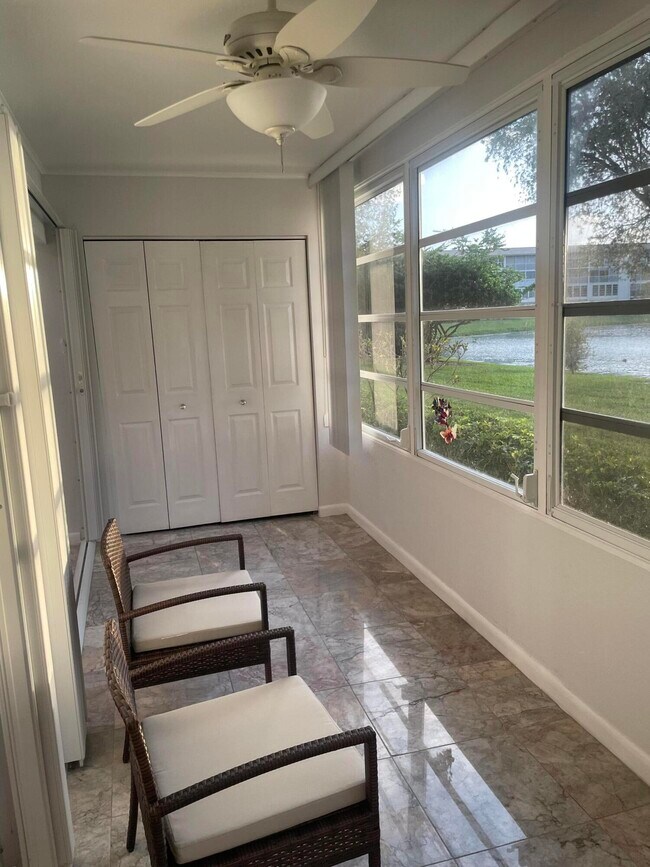 Building Photo - 1904 Bermuda Cir