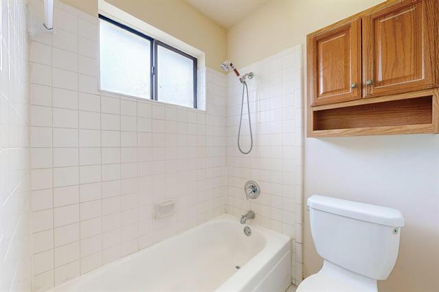 Building Photo - 6637 Belcamp Dr