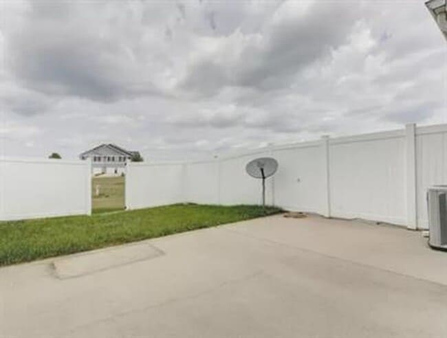 Building Photo - 3446 Stoneway Ct