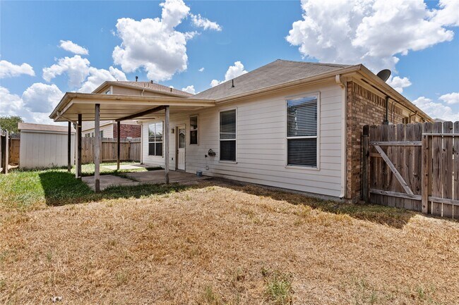 Building Photo - 7814 Yaupon Ranch Ct
