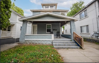 Building Photo - 1044 Muskegon Ave NW