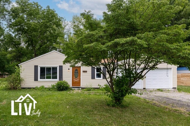 Building Photo - 1050 Janet Dr