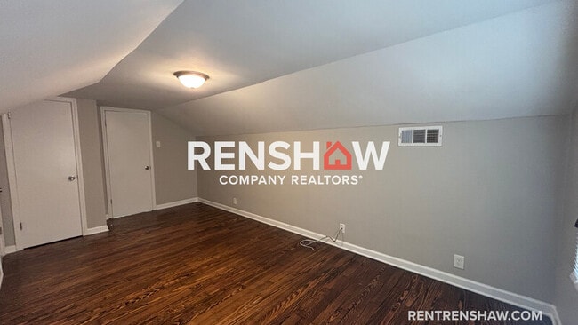 Building Photo - 2377 Jackson Ave