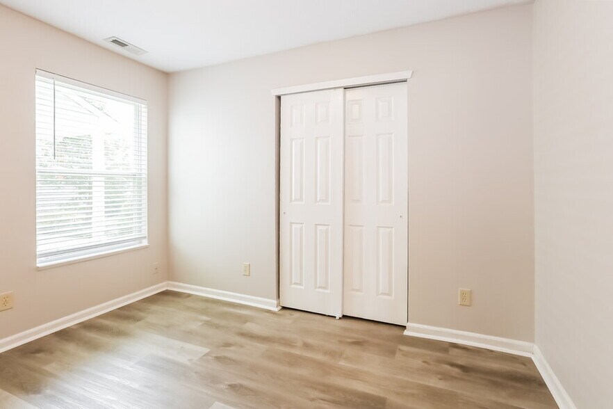 Building Photo - 7710 Sergi Canyon Dr