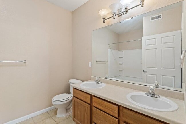 Building Photo - 605 Cougar Bluff Point