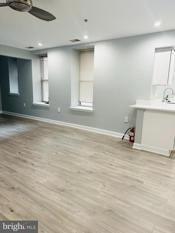 Building Photo - 1308 Clifton St NW