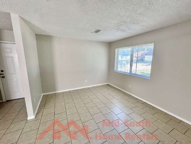 Building Photo - 4579 Buffer Dr