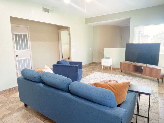 Building Photo - 101 N 7th St