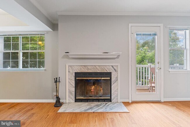Building Photo - 5705 Chapman Mill Dr