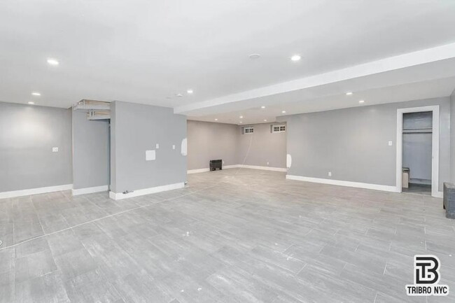 Building Photo - 2 bedroom in Brooklyn NY 11231
