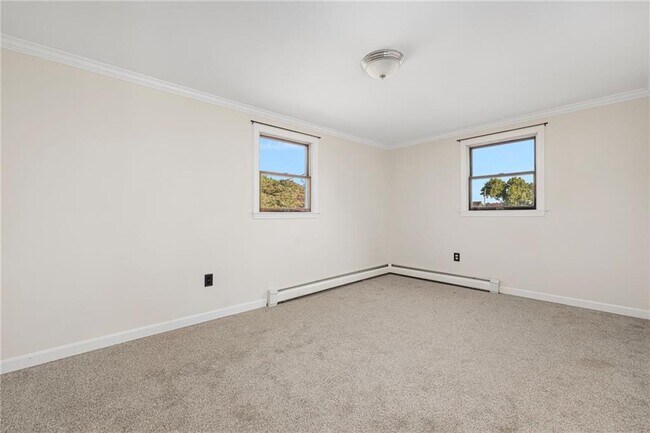 Building Photo - 36 N Beacon Terrace