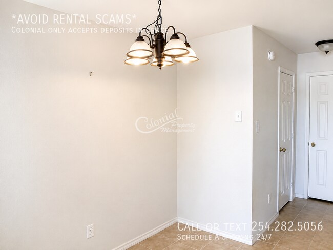Building Photo - 2803 Kerrville Ct
