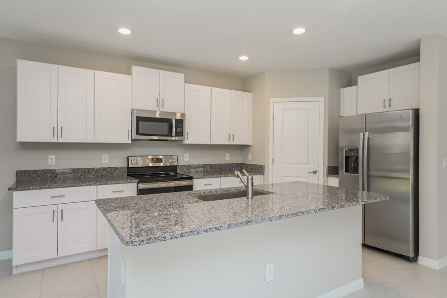 Building Photo - 7342 Spring Snowflake Ave