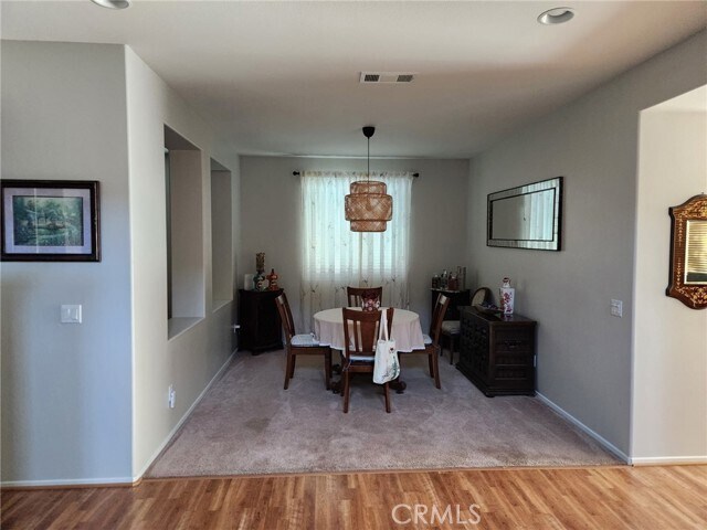 Building Photo - 36934 Bay Hill Dr