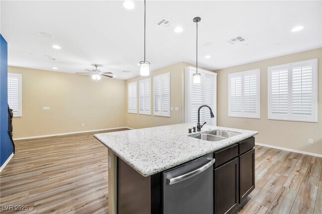 Building Photo - 7511 Bedford Ridge Ct
