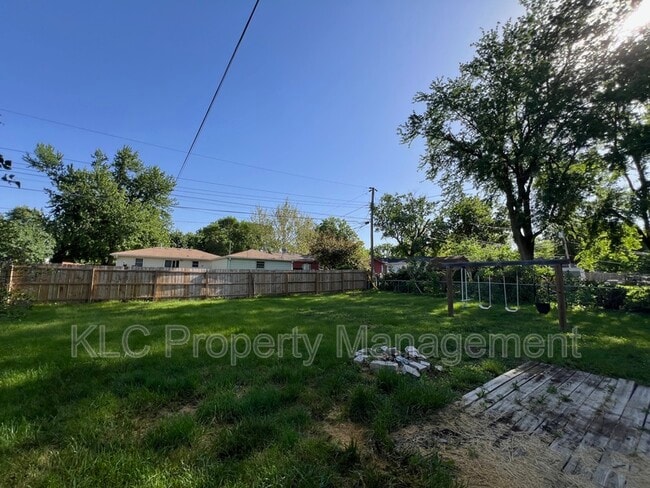 Building Photo - 1222 SW Ordnance Road