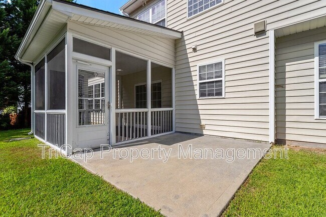 Building Photo - 2017 Ollivander Dr