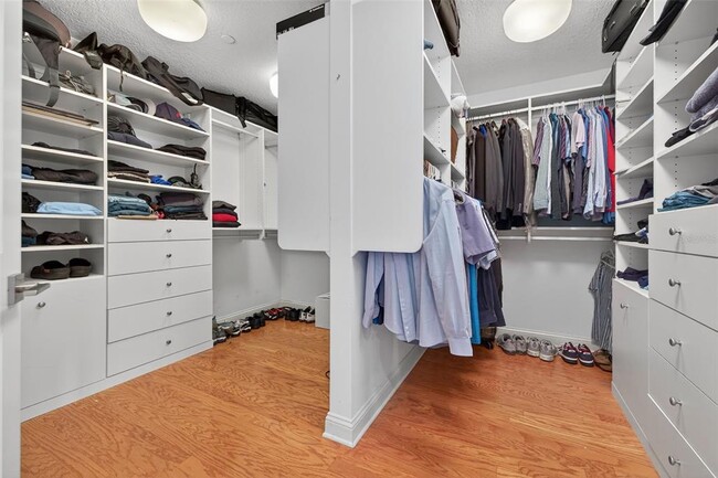 Building Photo - 555 5th Ave NE