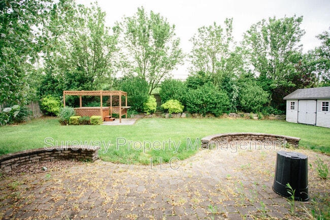 Building Photo - 50 Manchester Rd