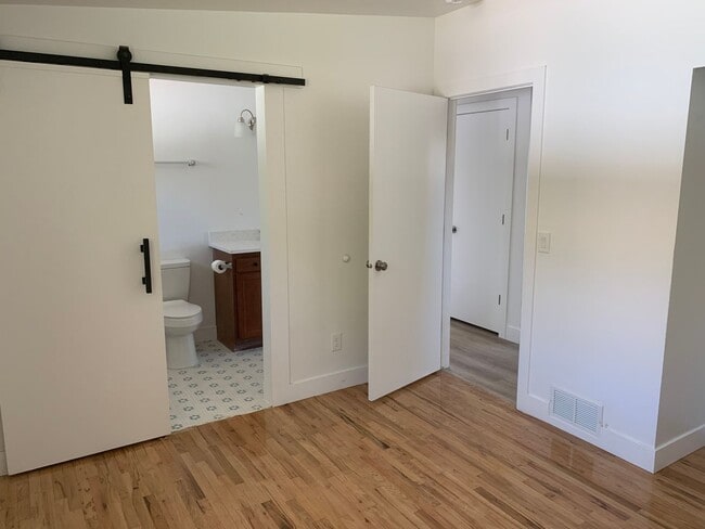 Building Photo - Cozy 4 bedroom 2 bath home in Woods Cross