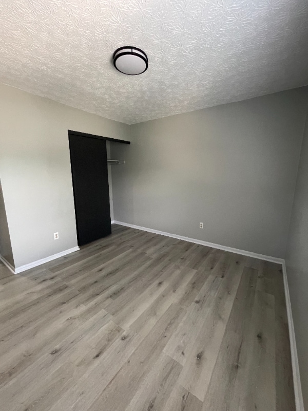 Building Photo - 3828 Longton Dr