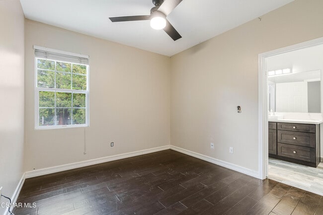 Building Photo - 504 Rustic Hills Dr