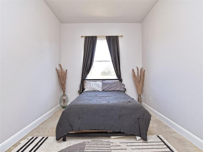 Building Photo - 114 Keomuku