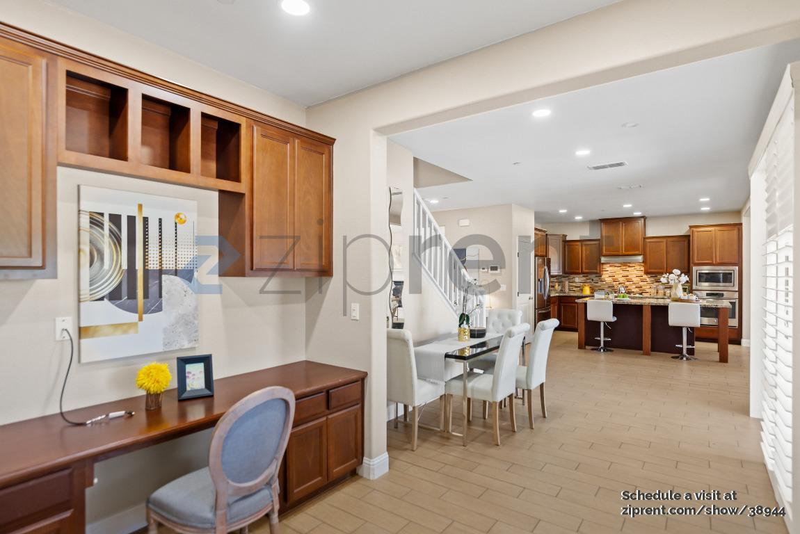 Building Photo - 3967 Aplicella Ct