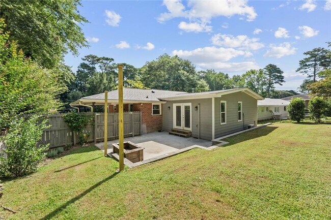 Building Photo - 2679 Harrington Dr