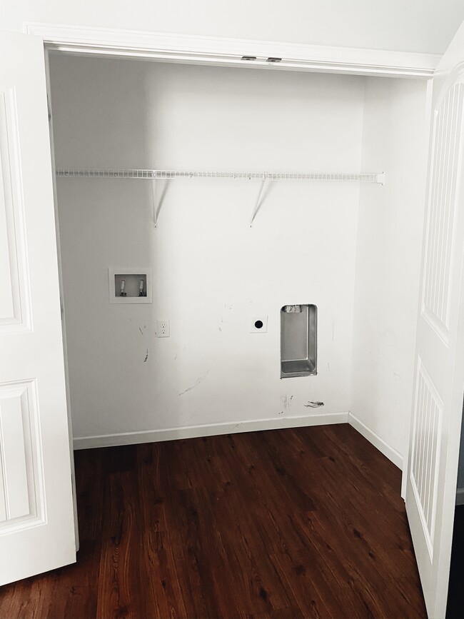 Building Photo - 335 Flat Cove Rd