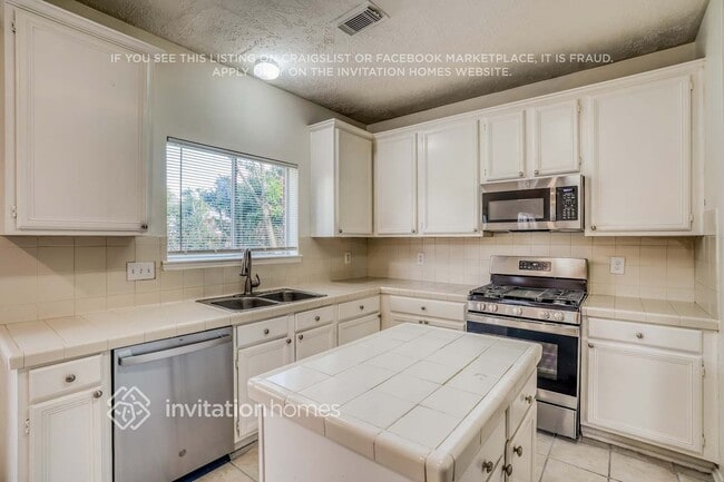 Building Photo - 8022 Willancy Ln