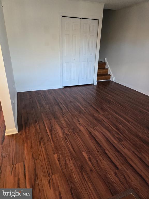 Building Photo - 207 Walnut Hill Rd