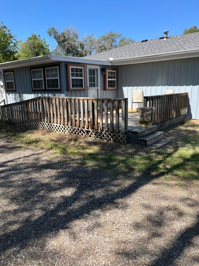 Building Photo - 3776 E Country Club Rd