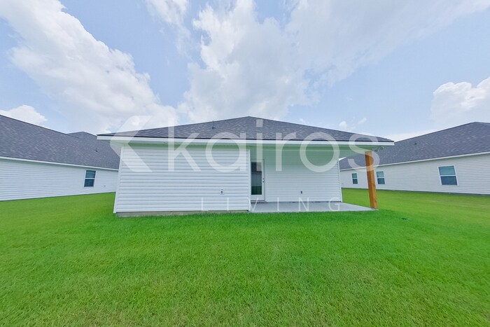 Building Photo - 22863 Monterey Ave