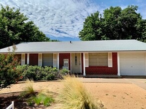 Building Photo - 5423 45th St